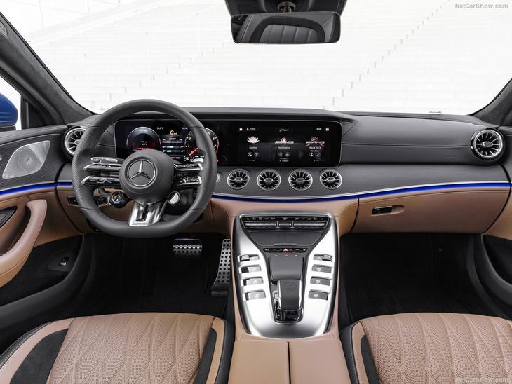 新款梅赛德斯-AMG GT海外开售 起售价约合人民币74.2万元